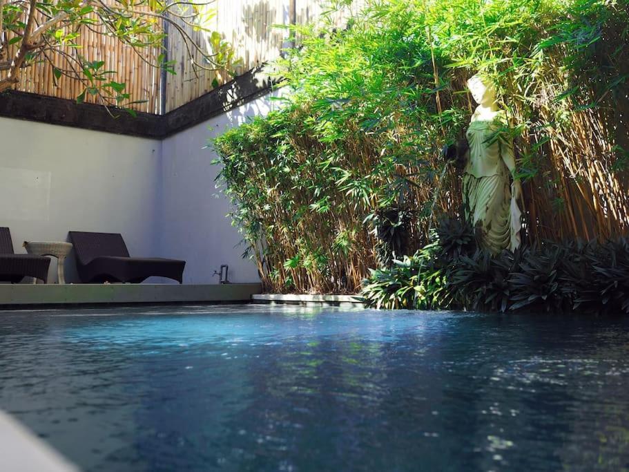 Sonti Villa Seminyak Extérieur photo
