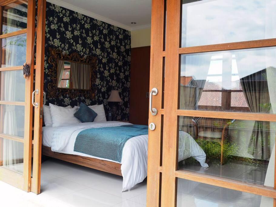 Sonti Villa Seminyak Extérieur photo