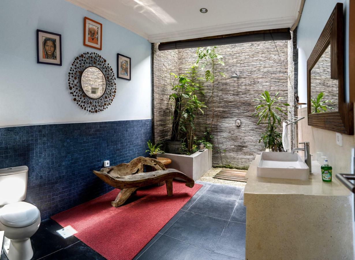 Sonti Villa Seminyak Extérieur photo